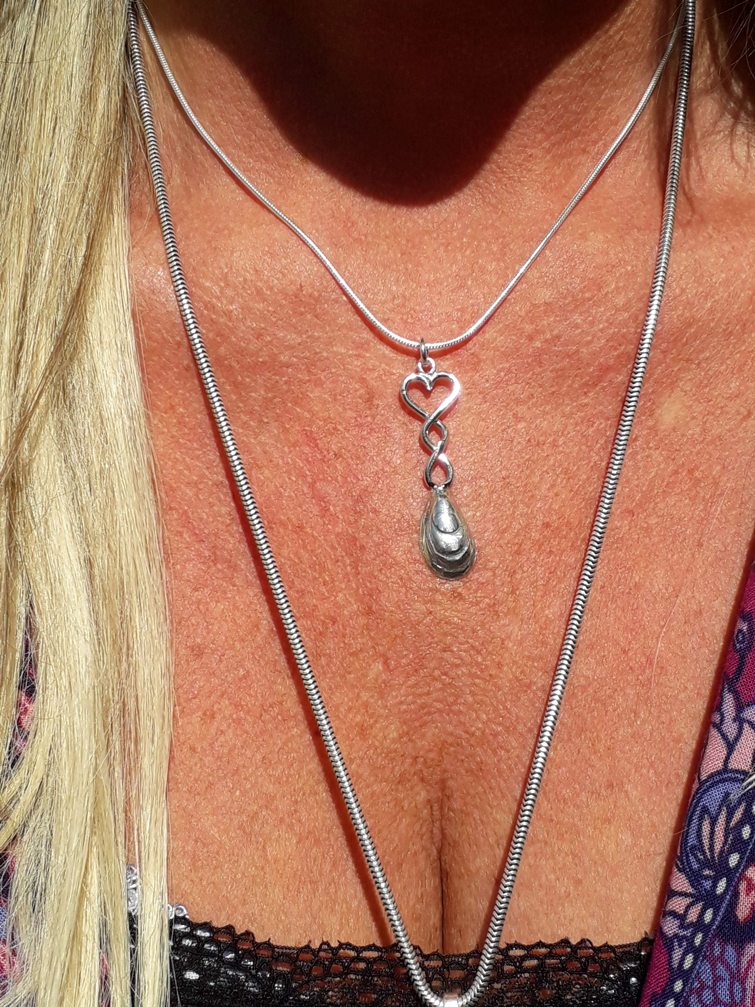Lovespoon twist heart (med) pendant - Celtic Treasure Jewellery